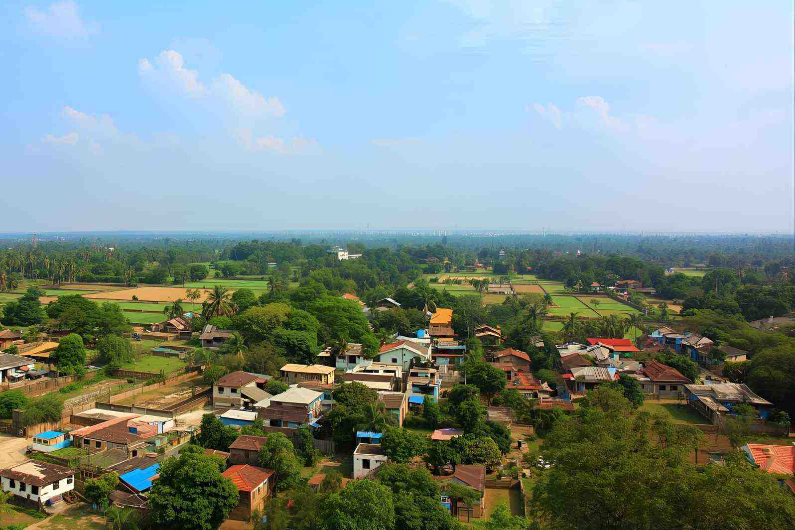 How to reach Daregaon Village in Maharashtra